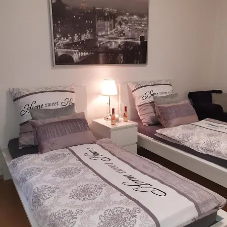 Apartment Lady D *